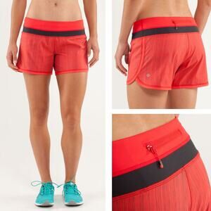 LULULEMON Groovy Run Short Size 4 Wee Are From Space Love Red Coal